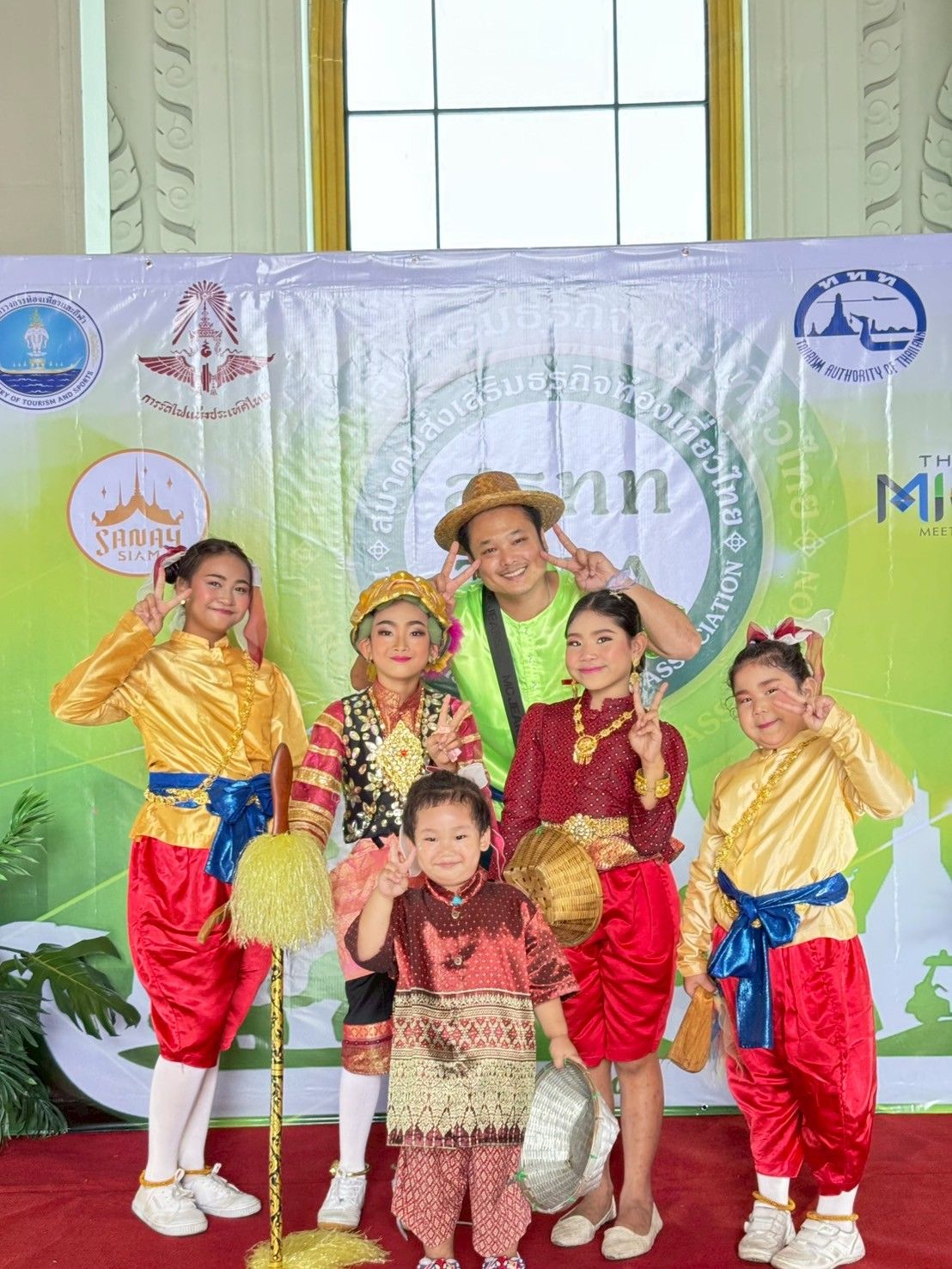 ทริปรถไฟ SRT Royal Blossom