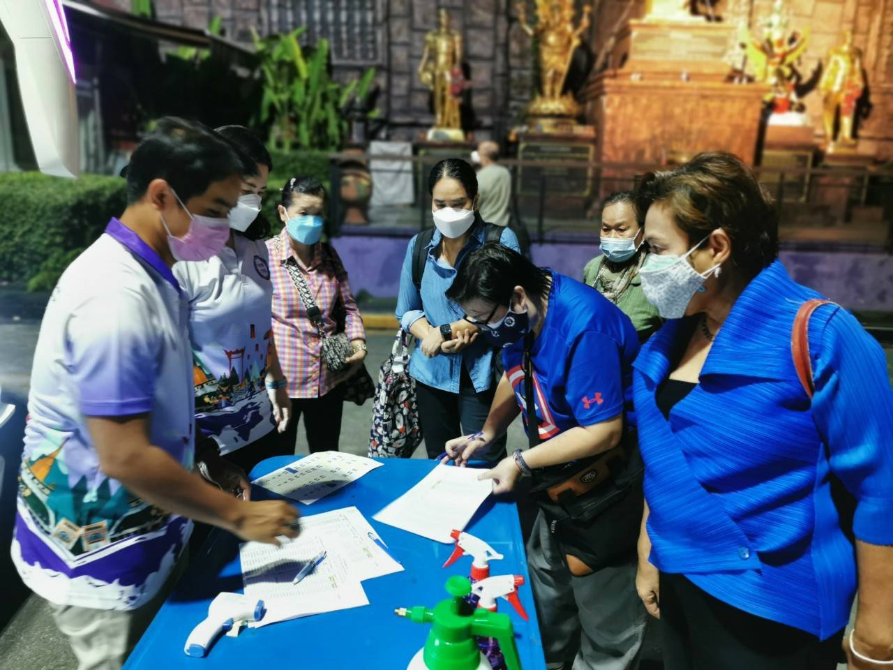 ไหว้พระเมืองสิงห์-ทอง เมืองรองที่น่าลอง