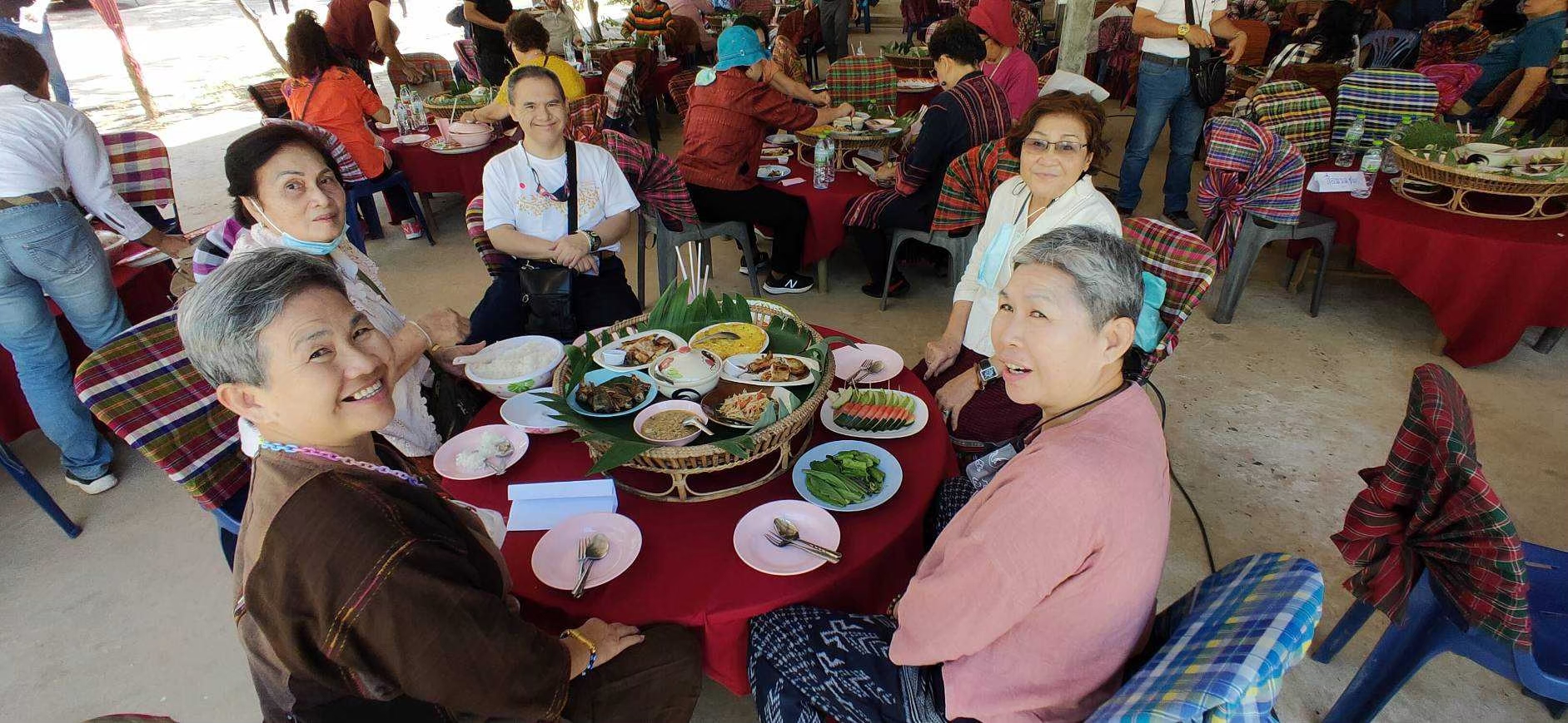 มหัศจรรย์ 60 ปี งานช้างสุรินทร์ บุรีรัมย์ 3วัน 2คืน เดินทาง 20-22 พ.ย.2563