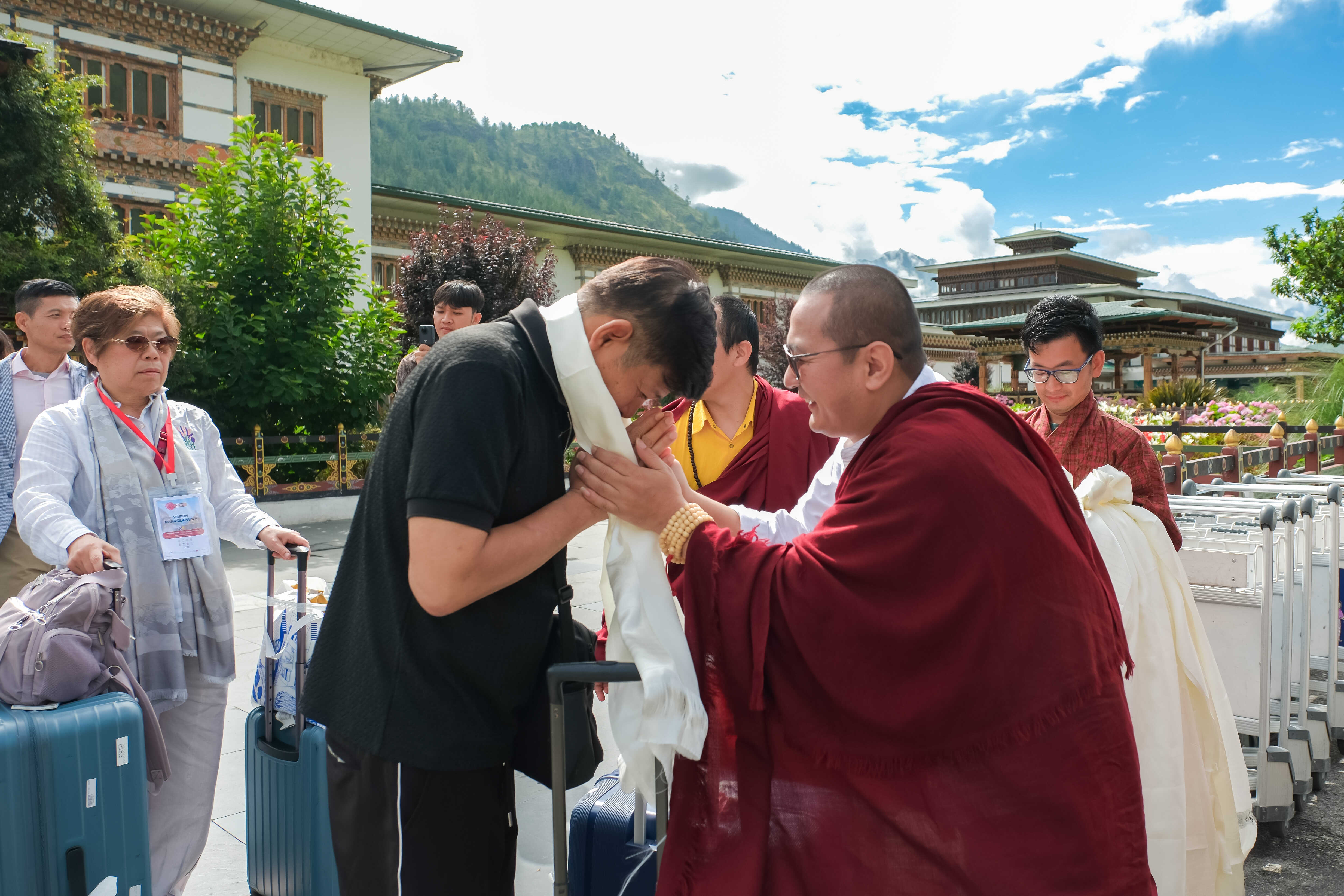 ต้อนรับจากสนามบินภูฏาน-ระหว่างทาง-
