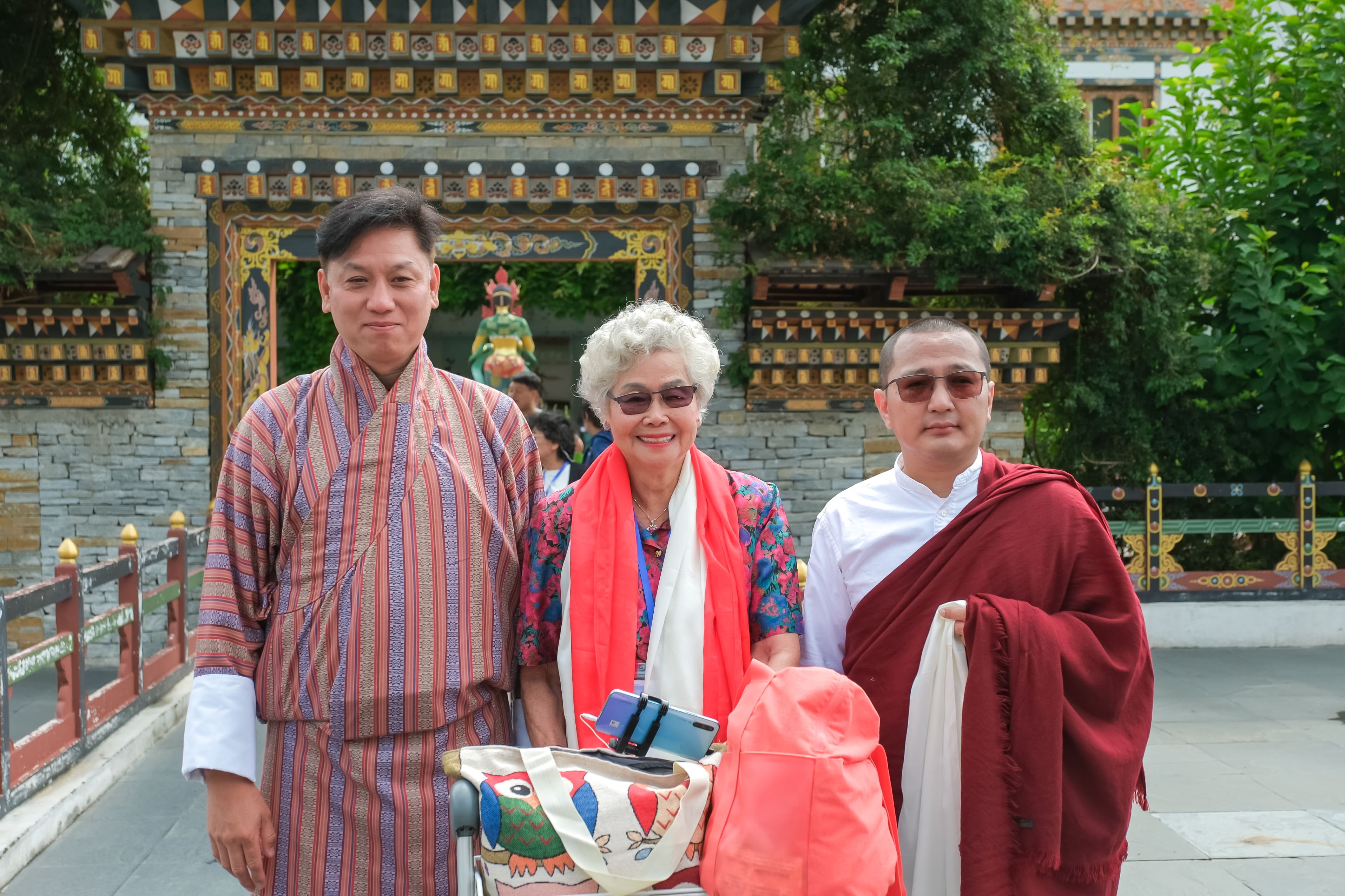 ต้อนรับจากสนามบินภูฏาน-ระหว่างทาง-