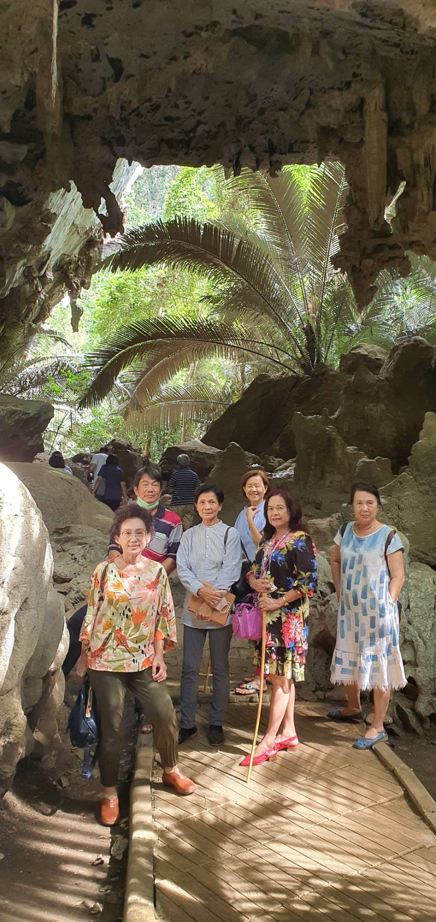 โปรแกรมทัวร์ดีดี นนทบุรี-ชัยนาท-อุทัยธานีโปรแกรมท่องเที่ยว จ.อุทัยธานี