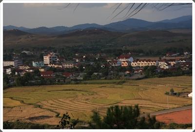 คาราวานท่องเที่ยวทางรถยนต์ 