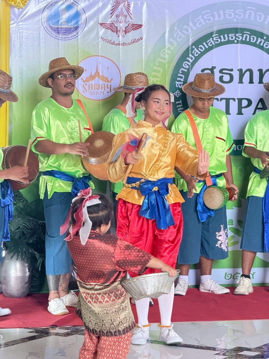 ทริปรถไฟ SRT Royal Blossom