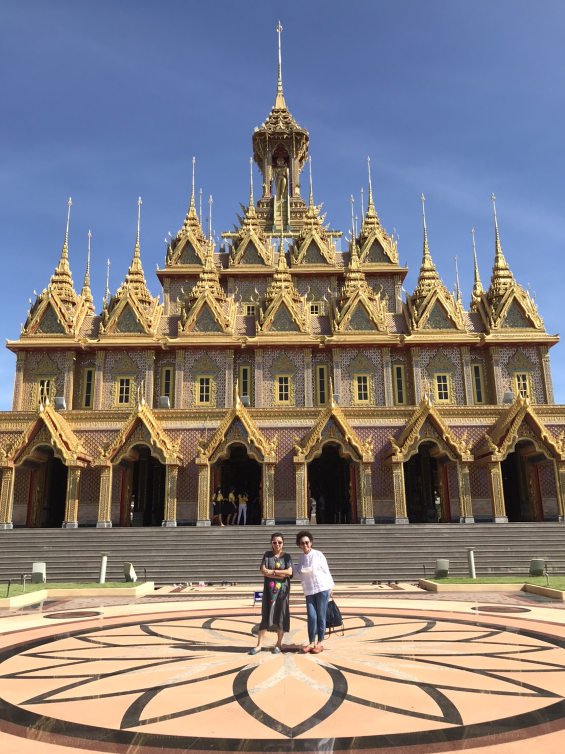 โปรแกรมทัวร์ดีดี นนทบุรี-ชัยนาท-อุทัยธานีโปรแกรมท่องเที่ยว จ.อุทัยธานี