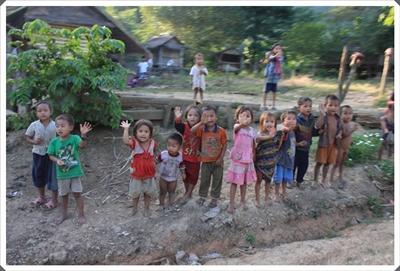 คาราวานท่องเที่ยวทางรถยนต์ 